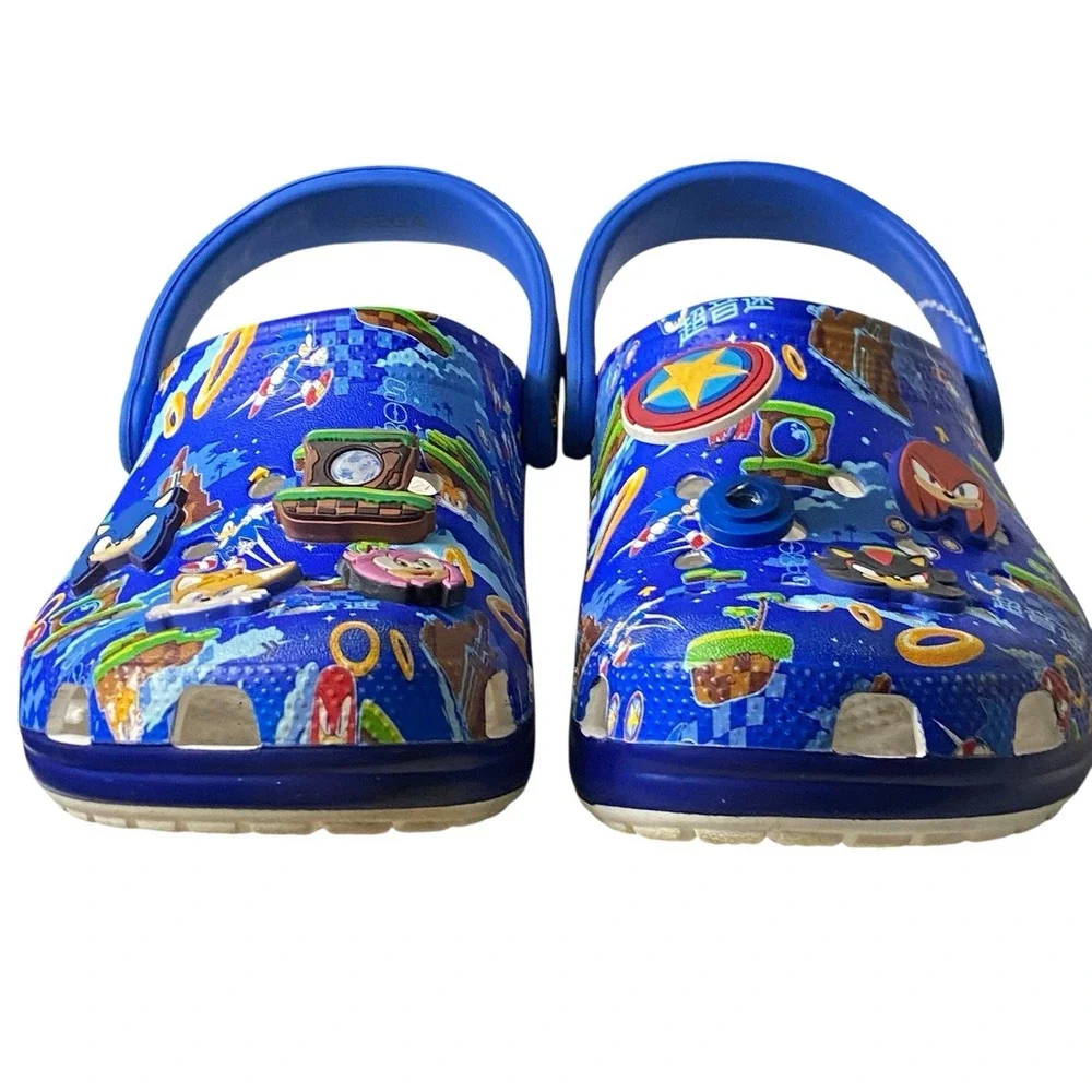 Crocs Sonic Hedgehog Classic Clog Kids 5 J Blue Kidcore Gamercore Video Game Fun - Picture 3 of 11